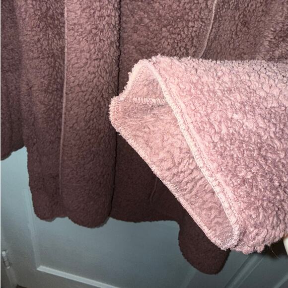 VS PINK Fuzzy Sherpa Hooded Teddy Cardigan Mauve size XS/S - Picture 3 of 7